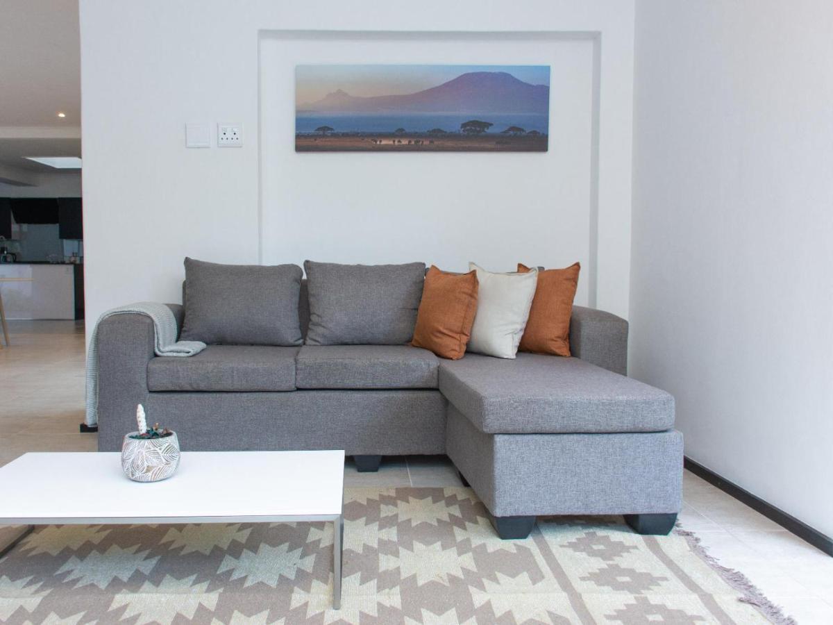 Zwelakho Furnished Apartments The Cube Йоганнесбурґ Екстер'єр фото