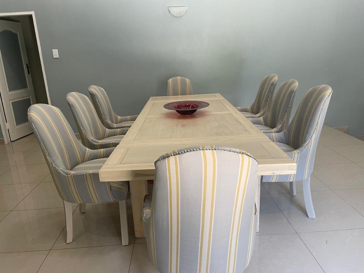 Zwelakho Furnished Apartments The Cube Йоганнесбурґ Екстер'єр фото