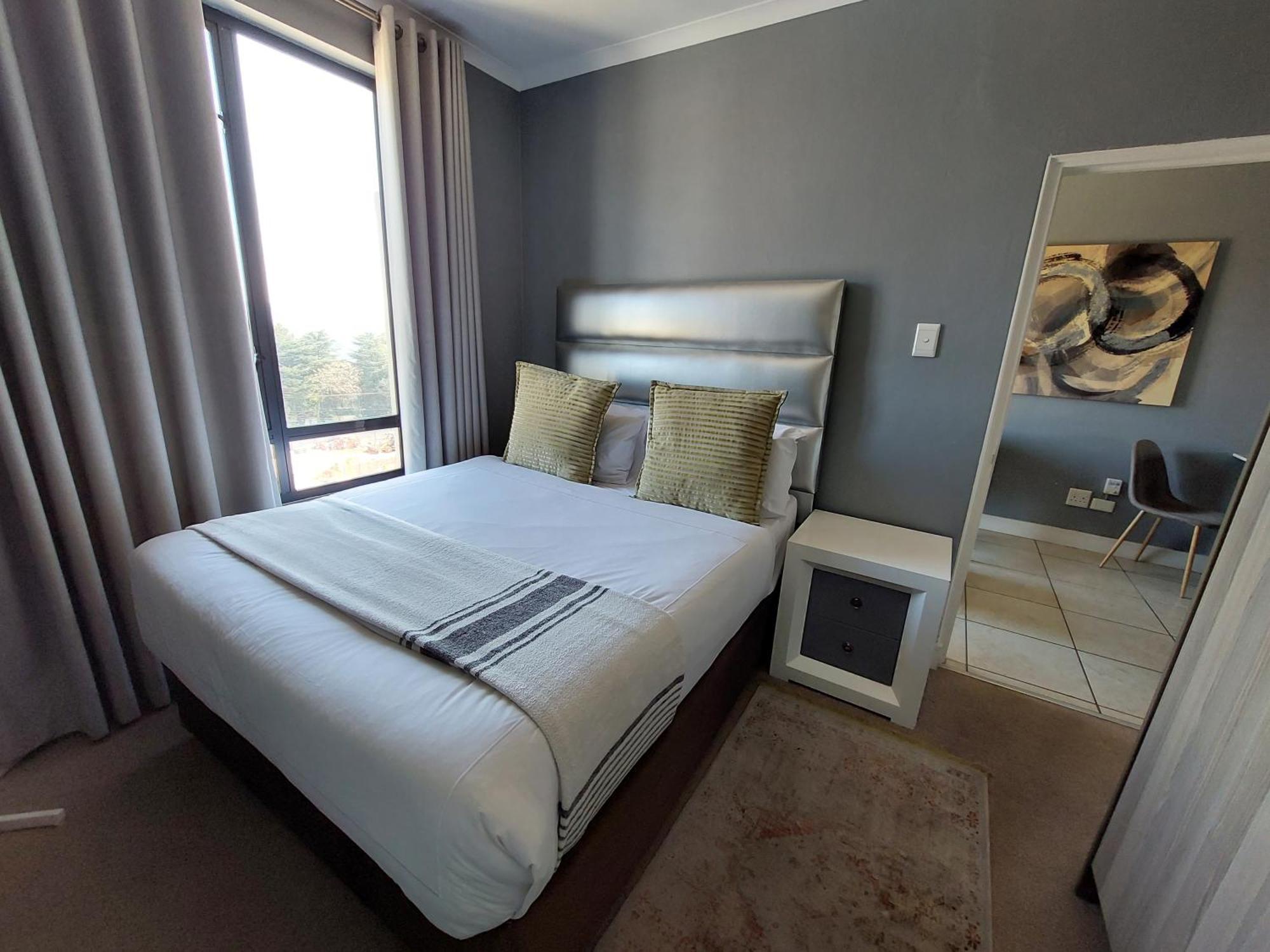 Zwelakho Furnished Apartments The Cube Йоганнесбурґ Екстер'єр фото